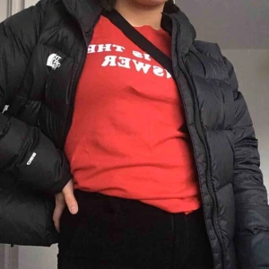  - T-shirt i fint skick, endast testad.