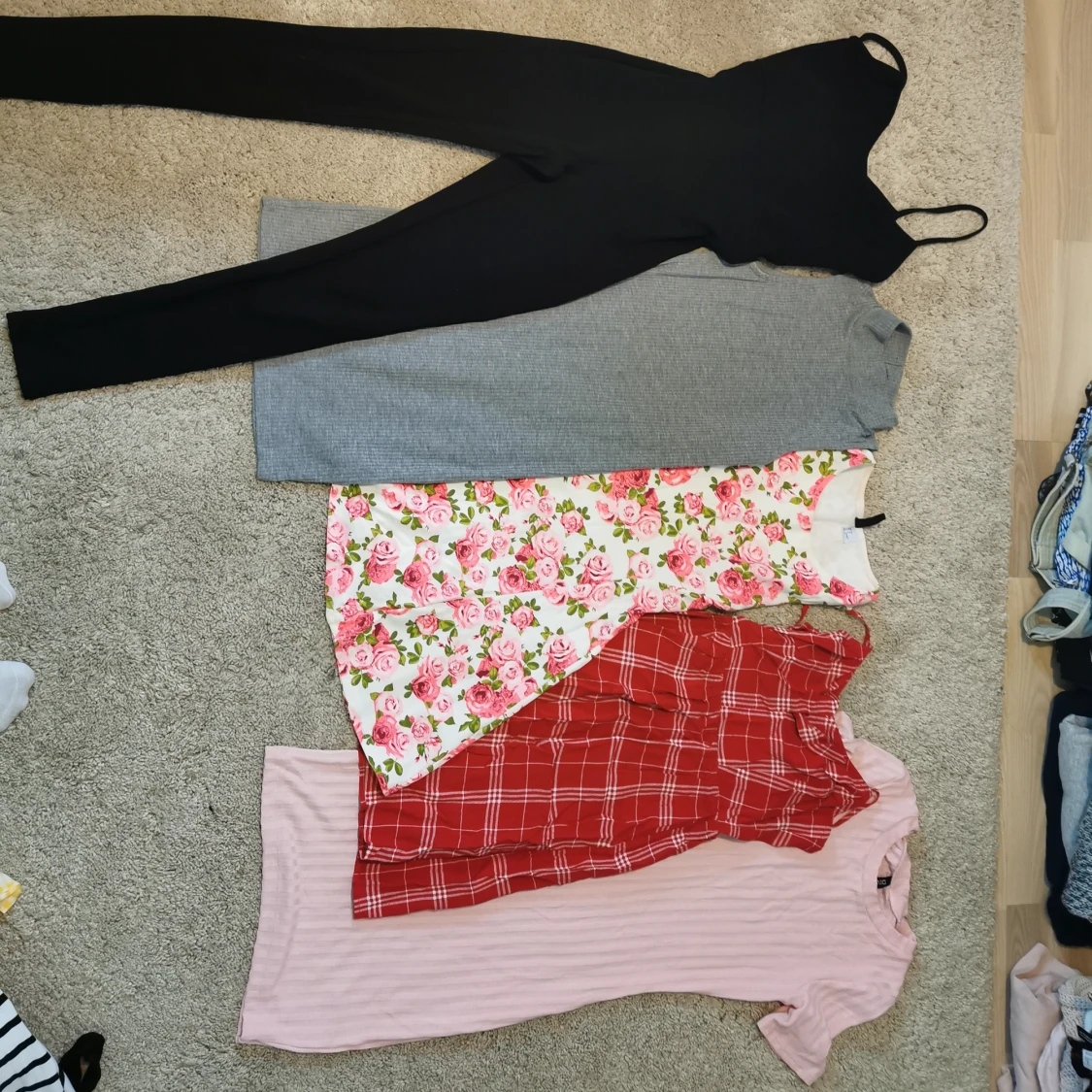 Blandade kläder superbilligt  - 91