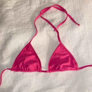  - Rosa bikiniöverdel💕