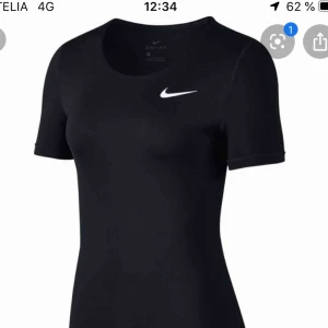  - Jag söker en sån träningströja, om någon har en är jag villig att köpa eller byta!! 