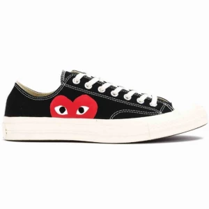  - Äkta commes des garcons skor inköpta på Selfridges i London. Använda max 5 gånger därav bra kvalite! 