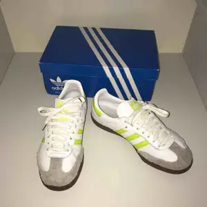 I bought these beautiful iconic adidas sneakers 3 months ago. I was wrong with choosing the right size and they are small for me. They are barely used and are in good shape.