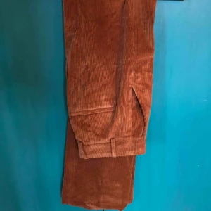  - Sjukt snygga vida manchesterbyxor som tyvärr blivit för små 😭  Köpare betalar frakt ❤️