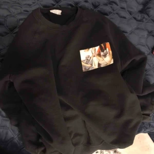  - Asskön och cool tröja från weekday💕👌 storlek 36