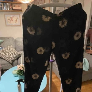  - Fint skick 100%silke