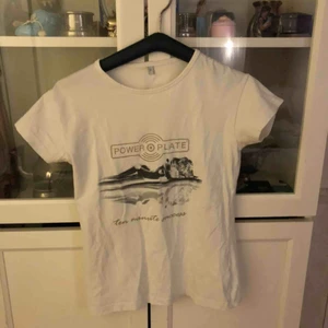  - Det står att storleken är L men skulle säga att den är xs/s