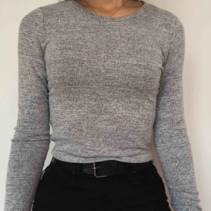  - Mysigaste snyggaste tröjan från gap