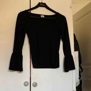  - En basic långärmad med det lilla extra 