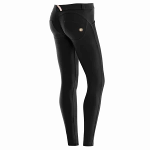  - SÖKER Freddy Wr Up med LÅG midja i storlek XS (small funkar inte).  Helst ankellånga men även hellånga är av intresse.  Endast byxor i nyskick! ☺️ 