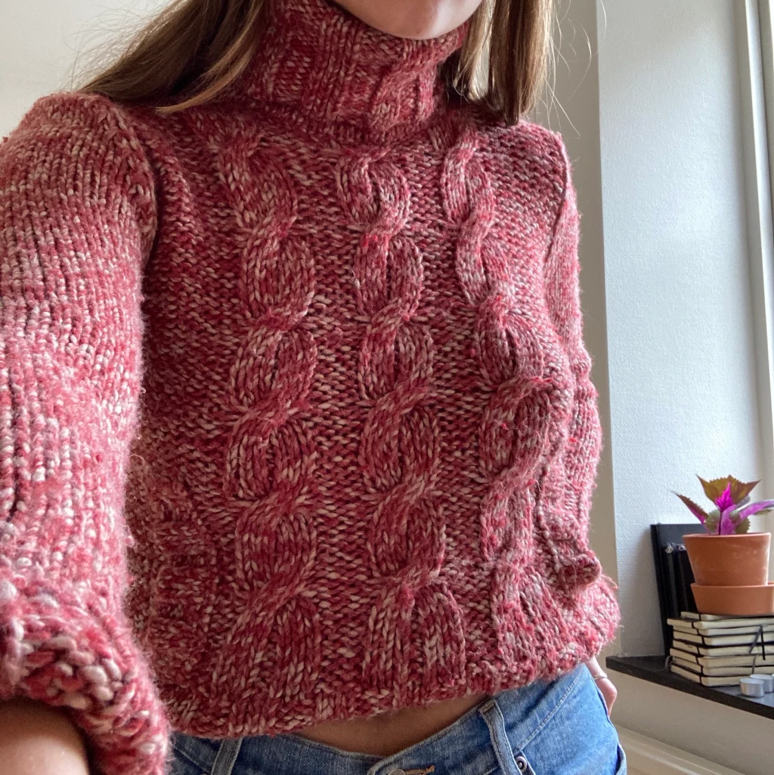 Stickad rosa tröja med ficka - 91