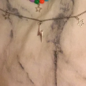 Halsband  - Halsband 25kr + frakt 11kr