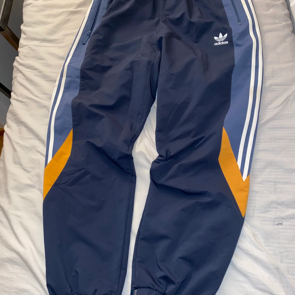 Adidas trackpants XL