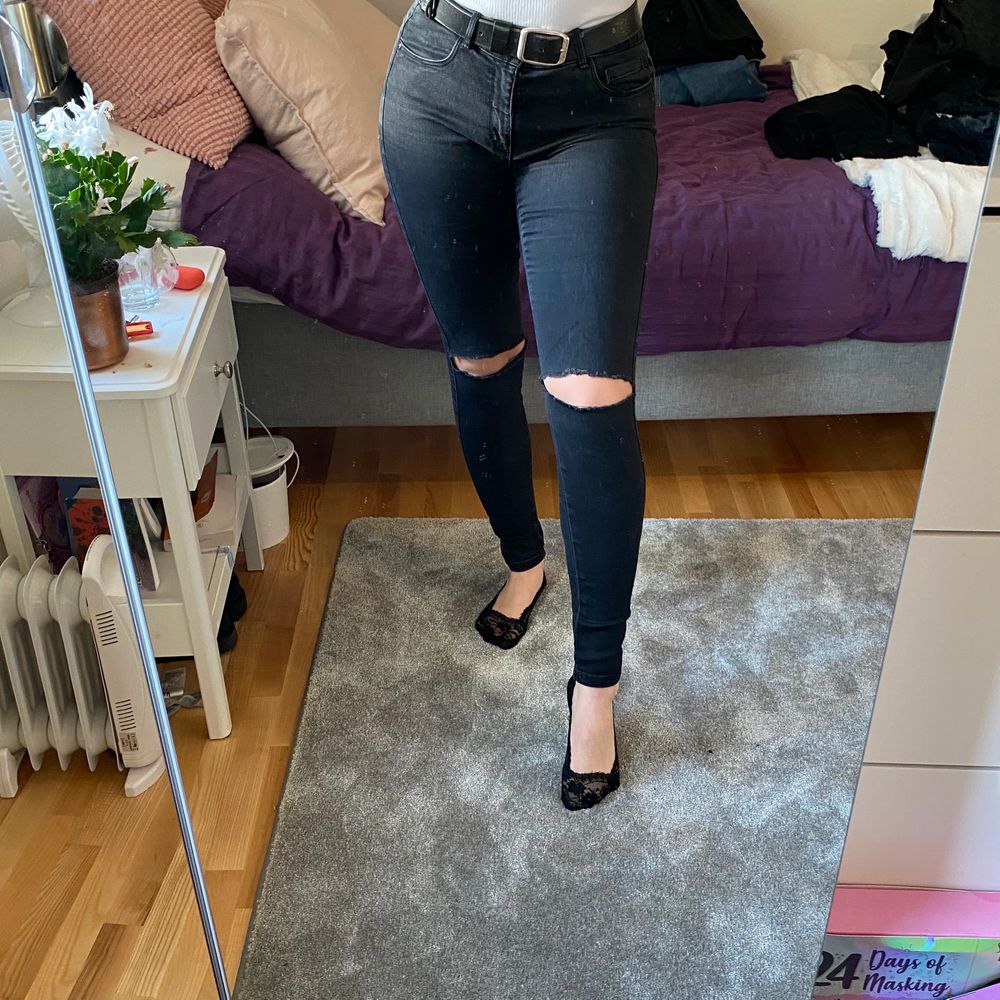 Svarta jeans från Only | Plick Second Hand