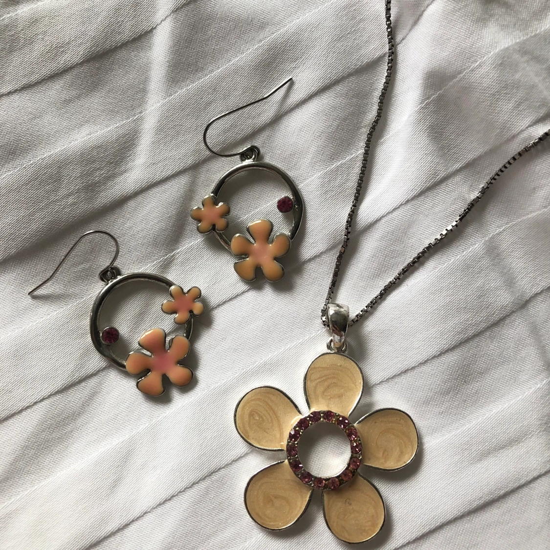 2000s halsband + örhängen  - 90