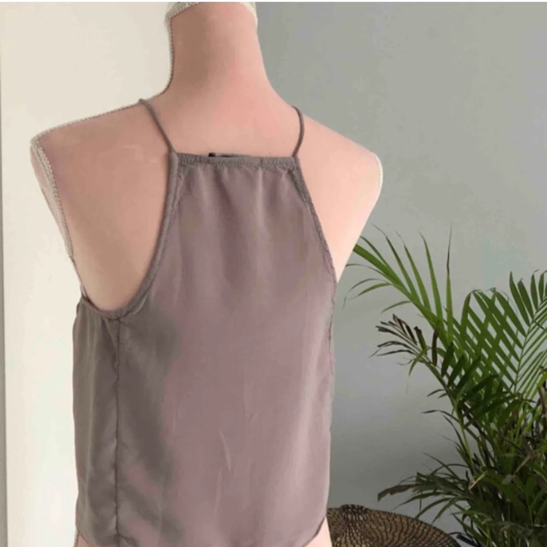 Brandy Melville spagetti strap blus - 90