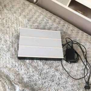  - En oanvänd light box. Alla bokstäver och tecken finns fortfarande kvar. Kontakta mig privat om ni vill ha mer bilder eller information🥰