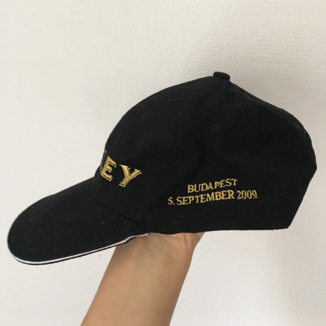 Ikonisk Törley keps  - 91