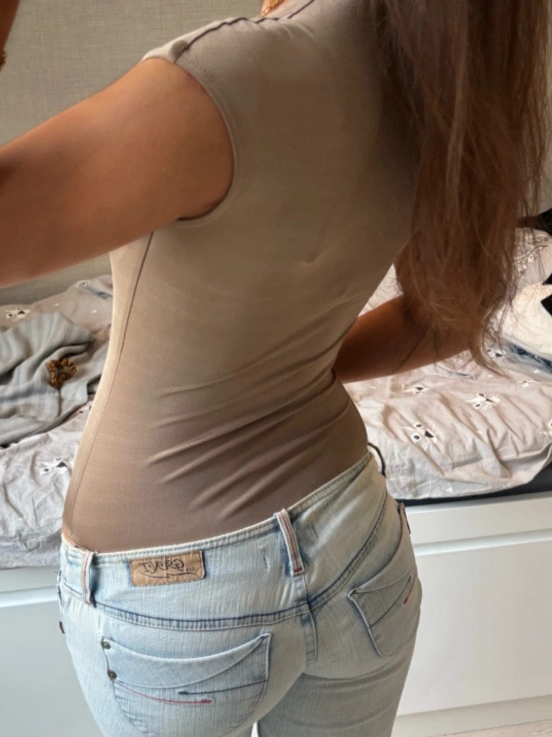 Beige body - 2