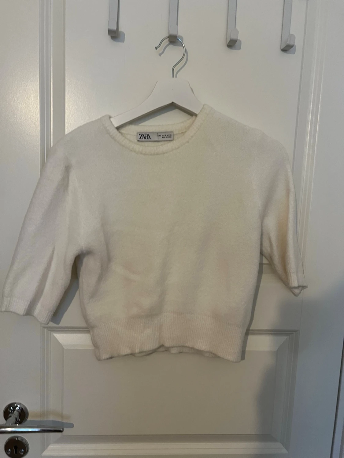 Vit stickad tröja från Zara