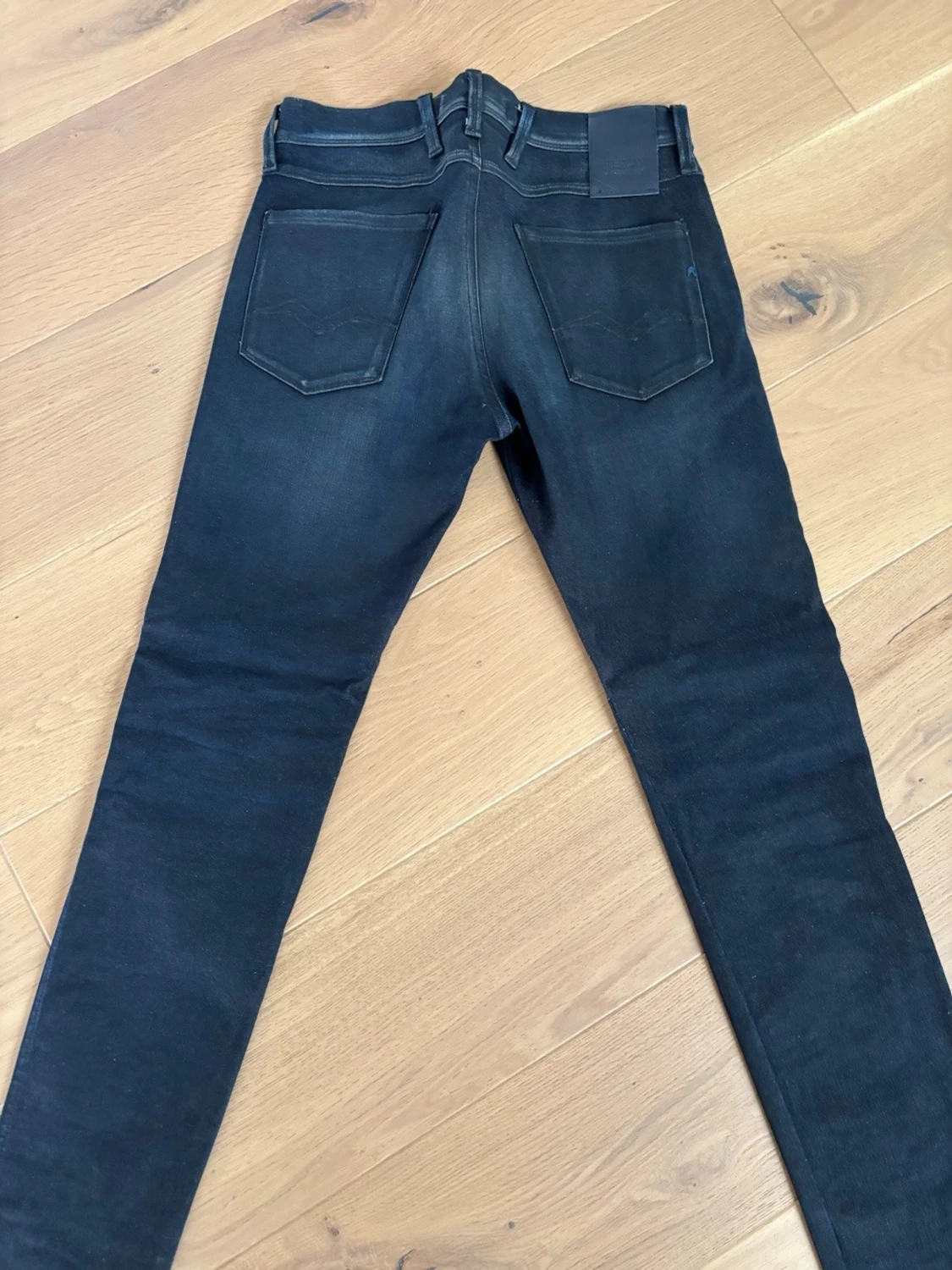 Svarta skinny jeans från replay  - 1