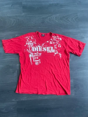 Diesel tröja - Snygg röd t-shirt från Diesel🔥🔥