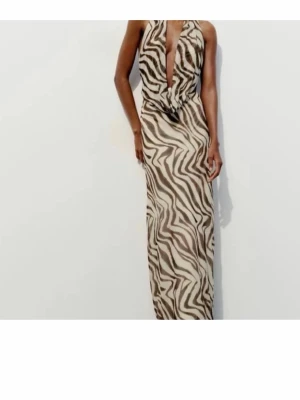 Zara brun zebra klänning - SÖKER!! strl xs/s