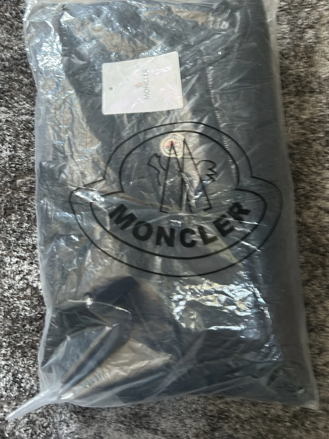 Svart dunväst från Moncler - 2