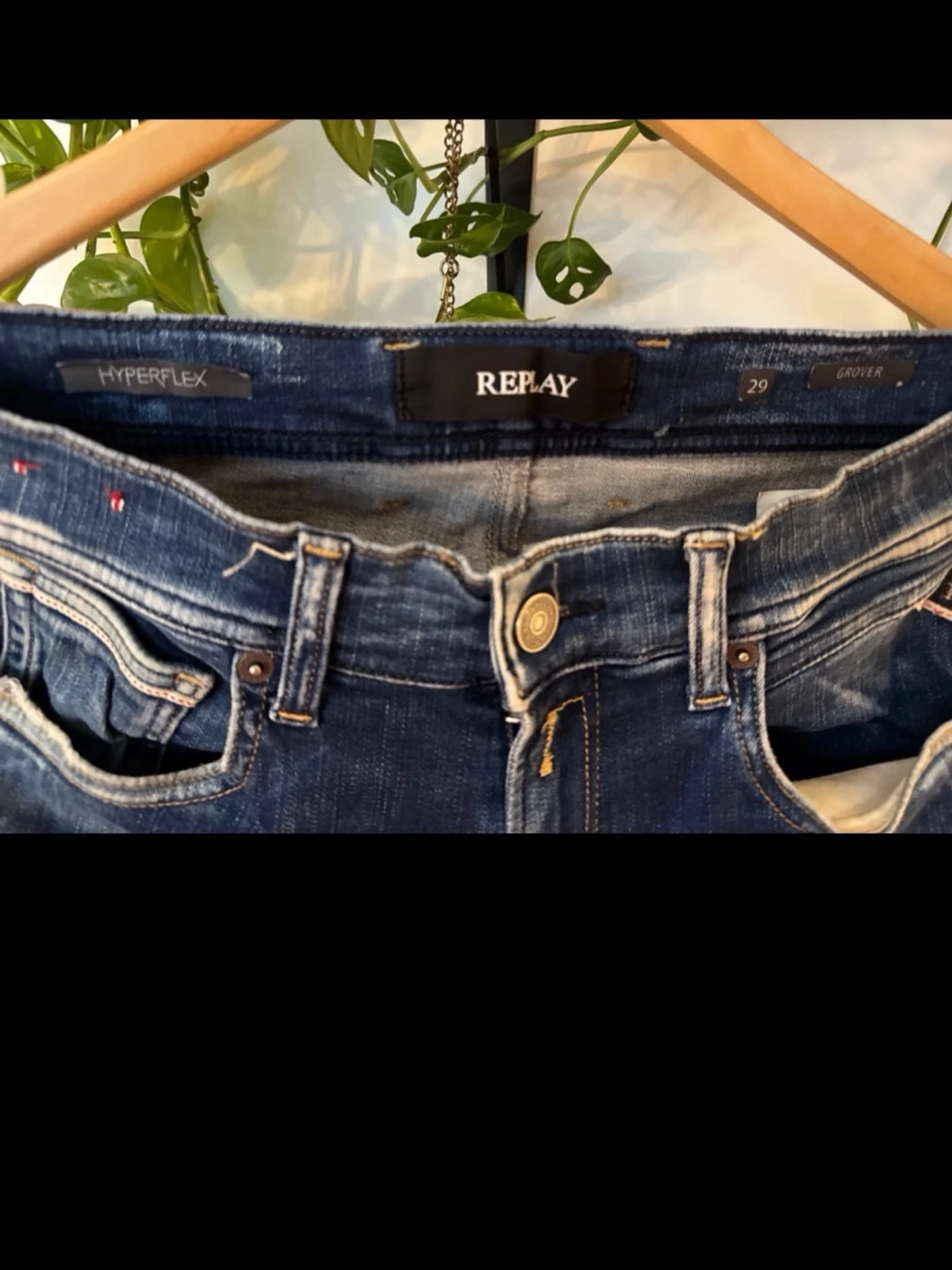Blå replay hyperflex slim fit jeans med slitningar - 4