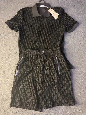 D dress - Set