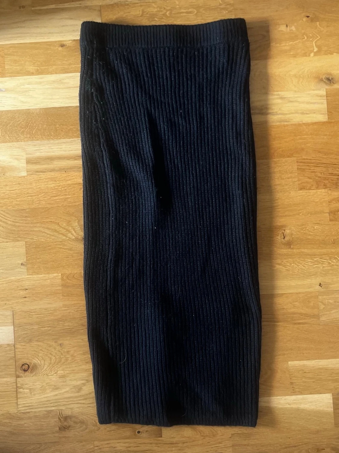 Svart stickad långkjol från Asos