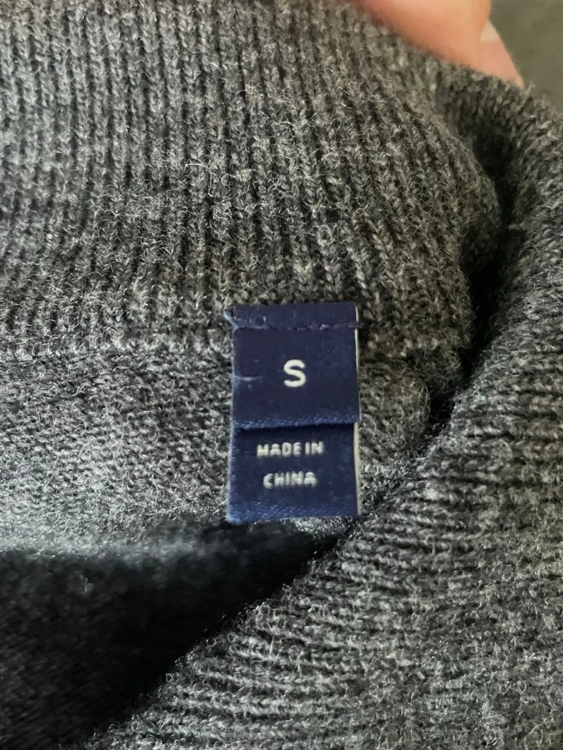 Grå stickad half zip tröja från Gant - 3