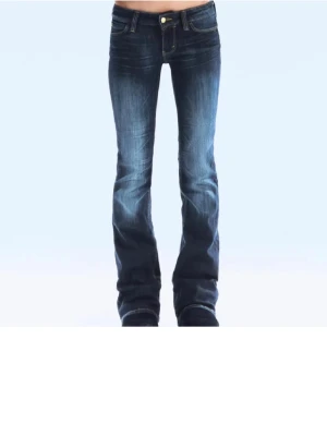 Cheap monday jeans - Säljer dessa populära slutsålda low bootcut jeans från cheap monday Weekday!storlek 27,34 och helt nya