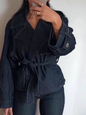 Jenas jacka mango  - Supersnygg eftertraktad jeans jacka från mango! Strl S inga defekter❤️