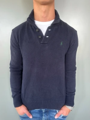 Ralph Lauren Stickad - Strl - S | Skick - 10/10 | Nypris - ca 1600kr | Vid minsta lilla fundering är det bara att höra av sig!