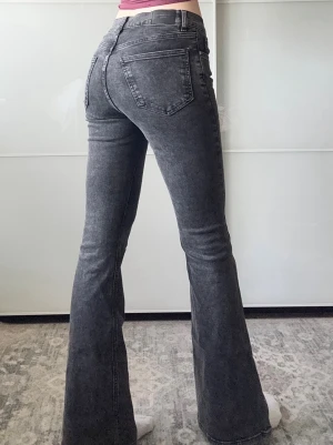 Jeans - Midjemått:, längd: 