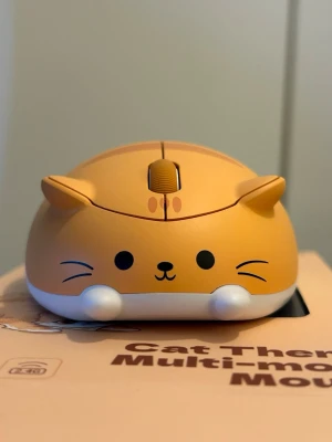 Unused Wireless Cat Mouse + New Battery/Oanvänd trådlös kattmus + nytt batteri - 1.  Unused wireless mouse 2. Opened only for photos 3. Fully functional and in clean condition 4. New battery included 5. Ready to use right away 6. Original slightly worn packaging
