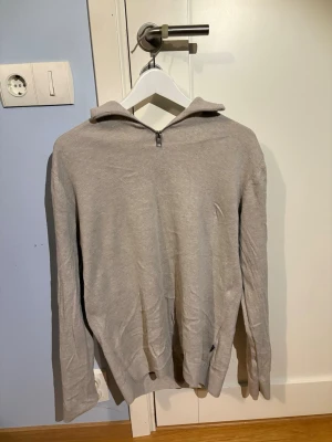 Quarter zip hoodie  - Jack&jones kvarts zip hoodie, storlek M. 