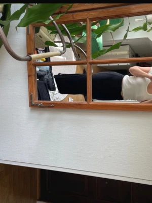 Ribbad långkok - Svart lång ribbad kjol från stradivarius. Använt fåtal gånger.