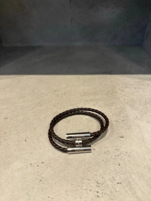 Hermes armband  - Sprillans nytt armband! Otroligt snygg och väldigt unikt armband✔️ kontakta mig vid minsta fundering🌟✔️