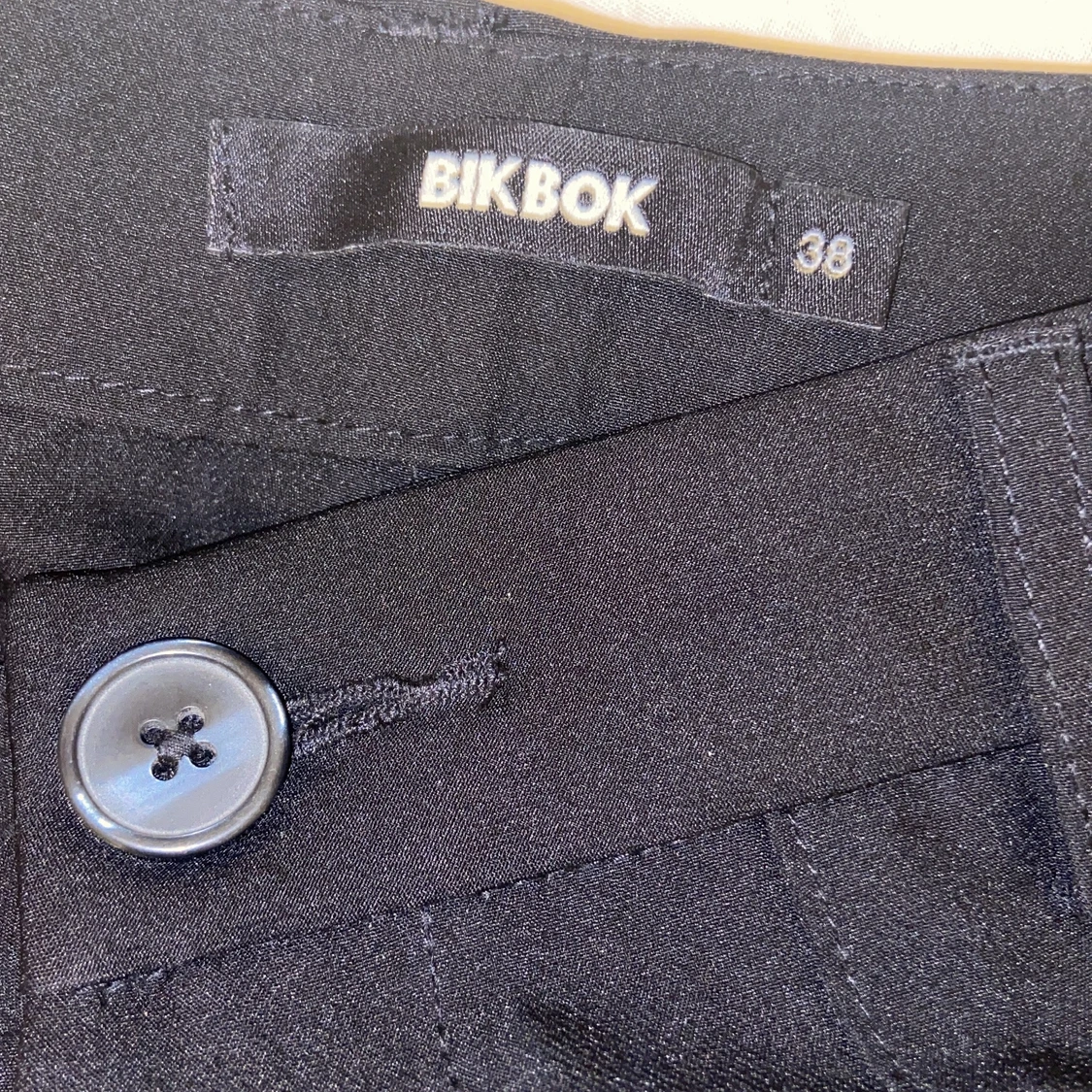 Svarta cargobyxor - 91