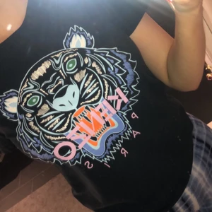 Kenzo tröja - Äkta strl s frakt tillkommer ❤️