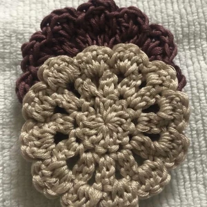 2-pack jupiter 🔮 - Återanvändbara bomullsrondeller med tillhörande påse. Vi virkar rondellerna och syr påsarna själva🤎