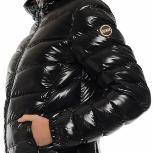 Colmar jacka - Intressekoll på min Colmar jacka. Köpt förra året från Miinto för 3000. Sparsamt använd. Säljer vid bra bud