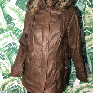 Genuine leather vintage long coat - One of a kind, VERY good brand Jofama, even tho the jacket is vintage, it looks modern and has a great quality. 