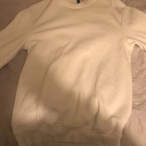 Hoodie  - Jag har aldrig använt denna och jag tar bara kontanter