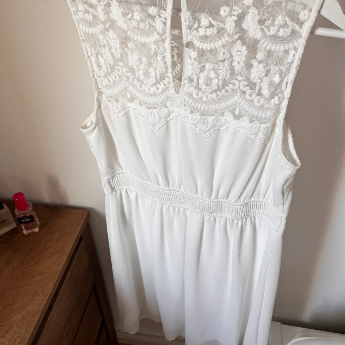 Vit klänning från Vero Moda storlek M - 91