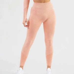 Aybl tights  - Säljer mina aybl peach marl träningstight eftersom jag inte använder de size XS super bra skick