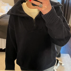 Zara tröja - Så snygg och populär tröja från zara 💓💕💓 aldrig använt så kände att det var dags för den att få en ny ägare