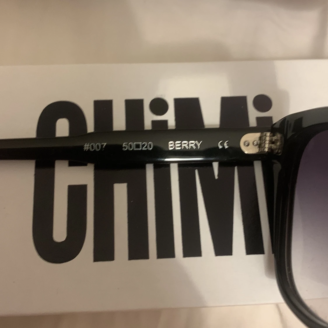Chimi eyewear brillor 007 berry - 90