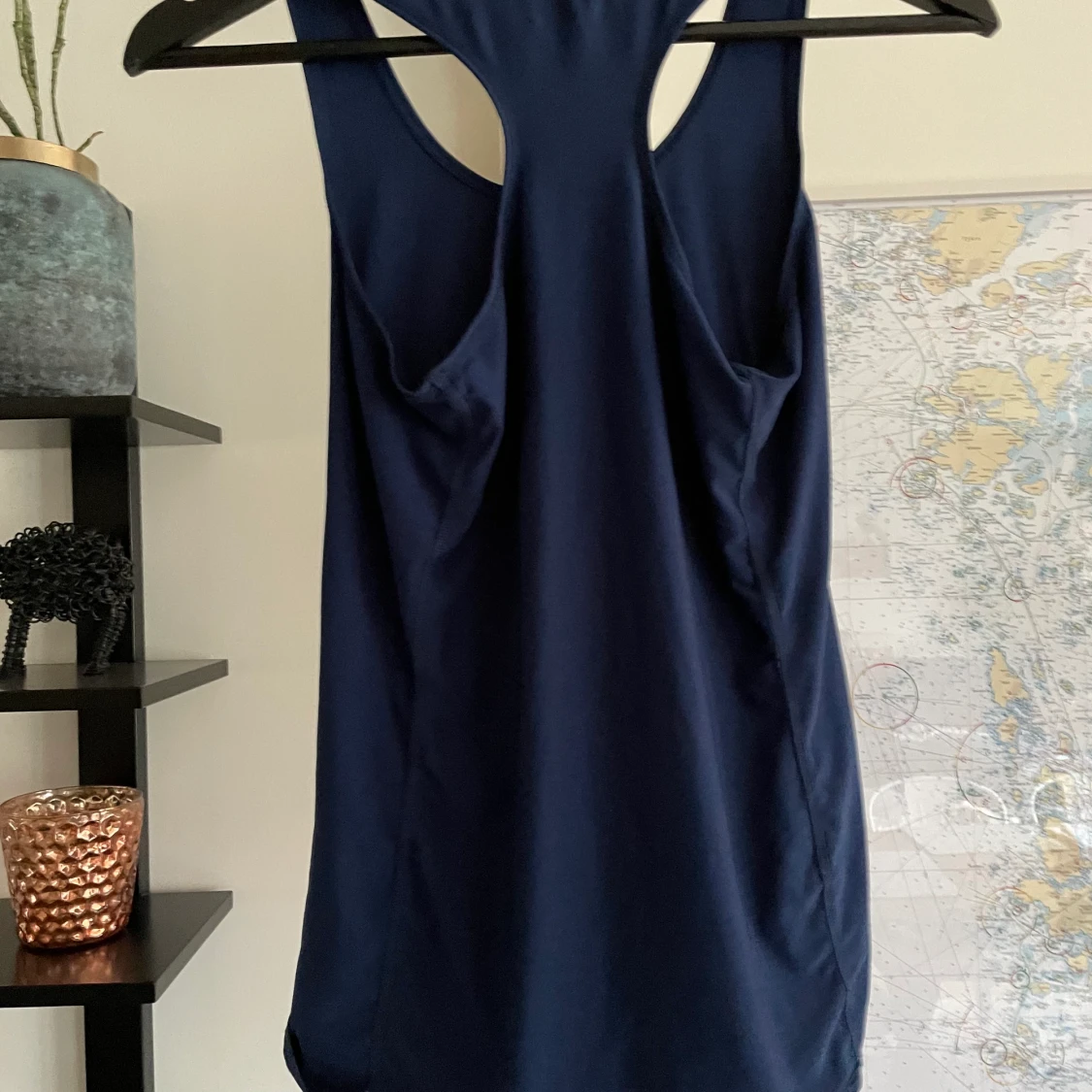 Oanvänt newbody tränings linne  - 90